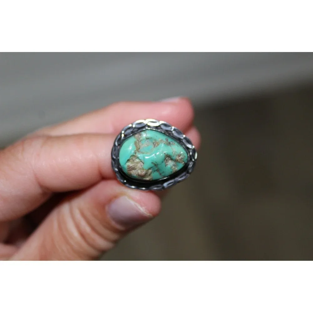 VTG Sterling Silver Turquoise Statement Ring Size 5 Engraved Band 925